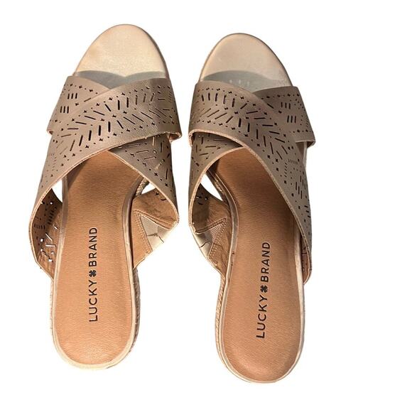 Lucky Brand Keela women’s 9.5 leather gold crisscross open Espadrille sandal ￼ - Picture 7 of 12